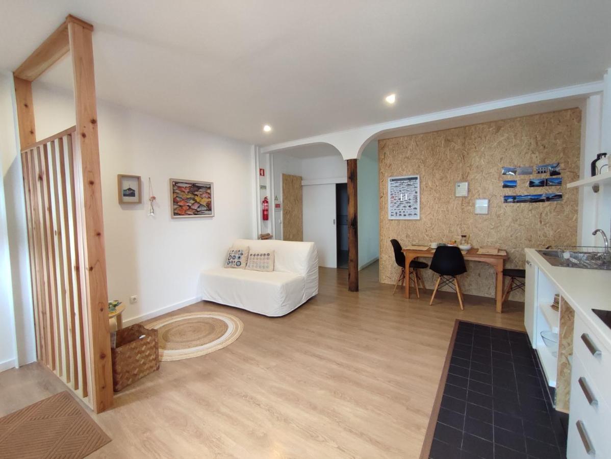 Casa Hurtere Орта Екстериор снимка